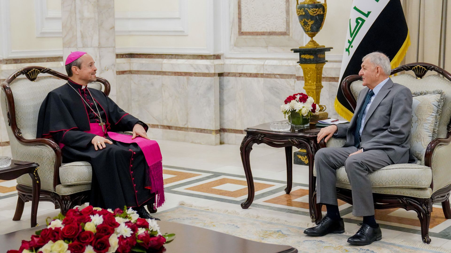  Iraqi President & Vatican Envoy 